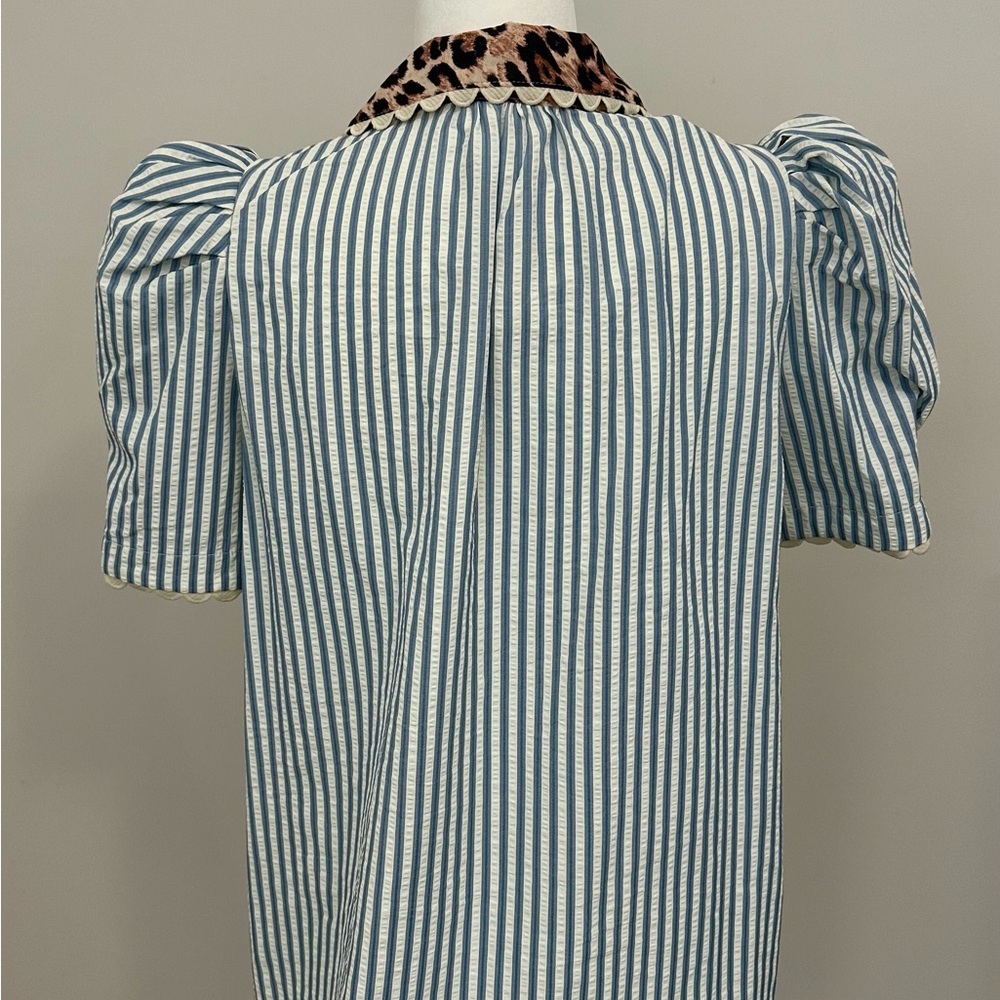 entro Blue and Leopard Trim Striped Puff Sleeve Blouse - Picture 3 of 3